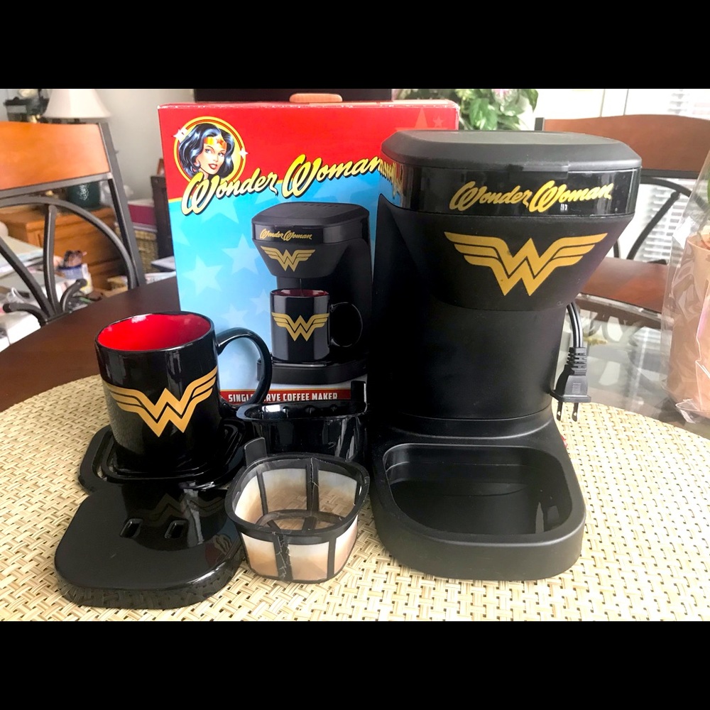 DC Wonder Woman Coffee Maker